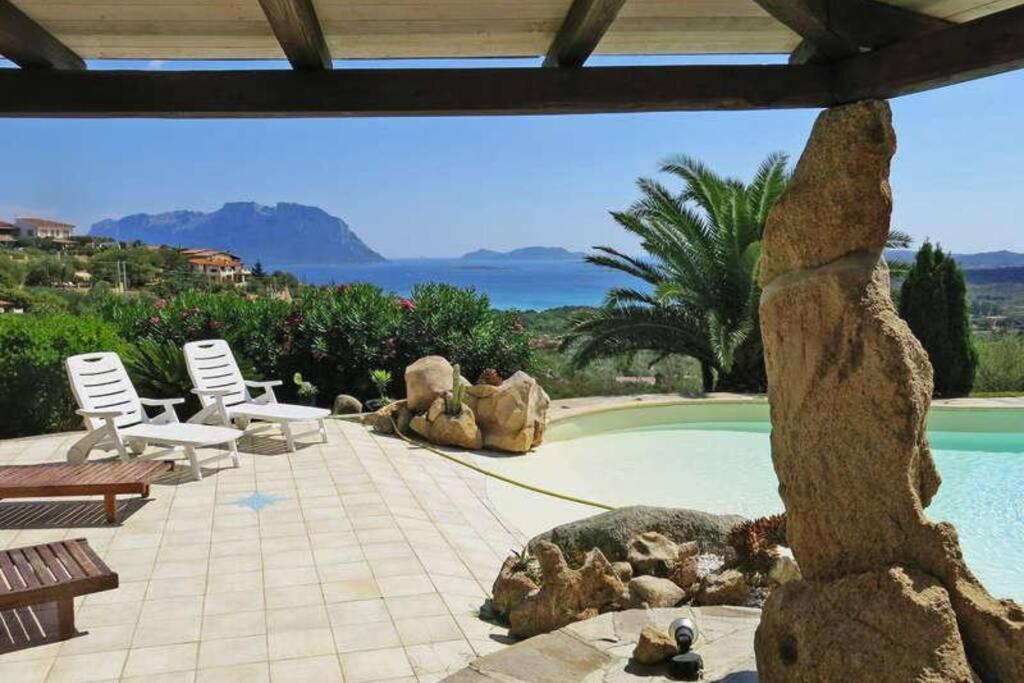 Villa And Pool Tavolara View Porto Istana Экстерьер фото